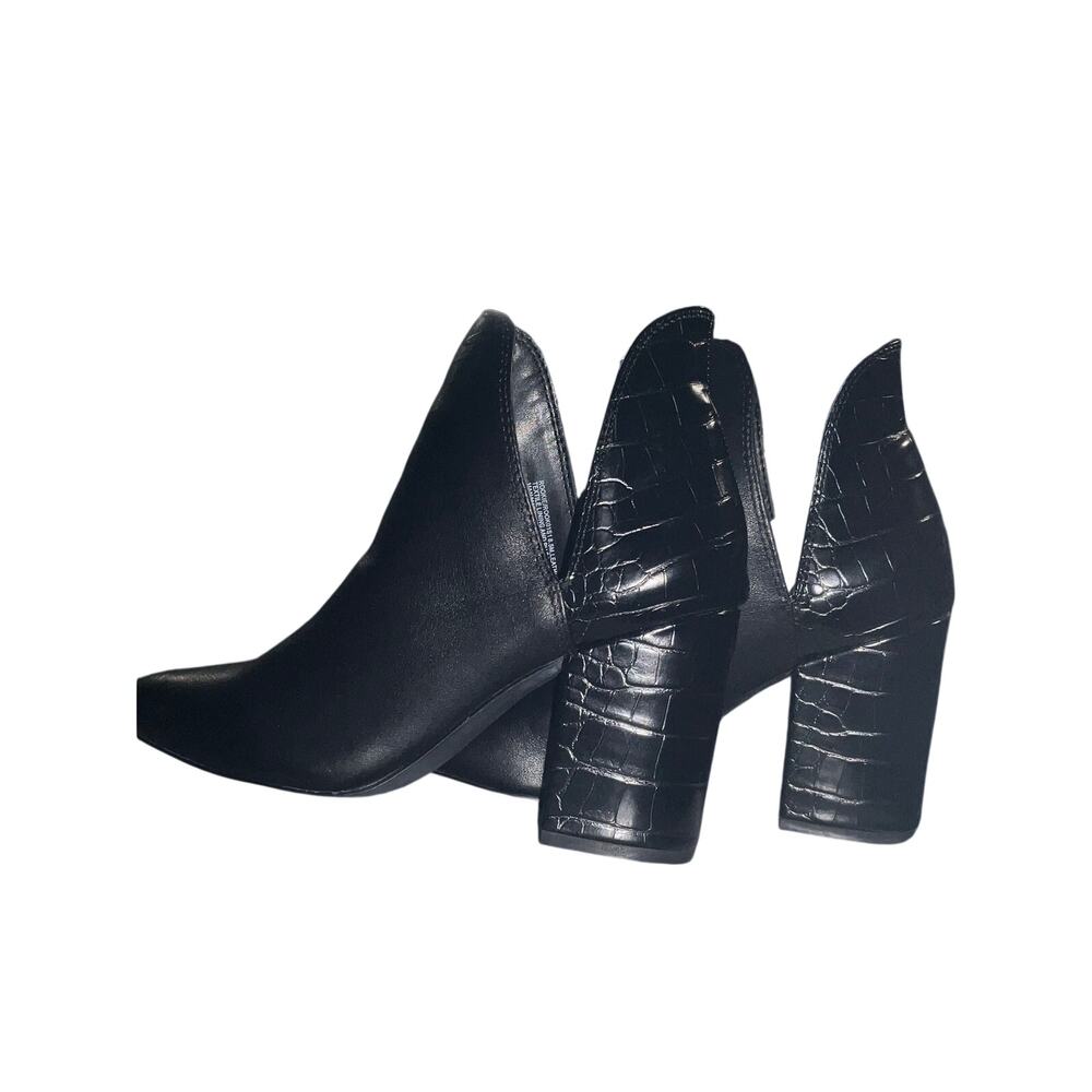 Steve Madden Rookie Croc Mixed Media Pointed Toe Ankle Bootie Black EUC 8.5M